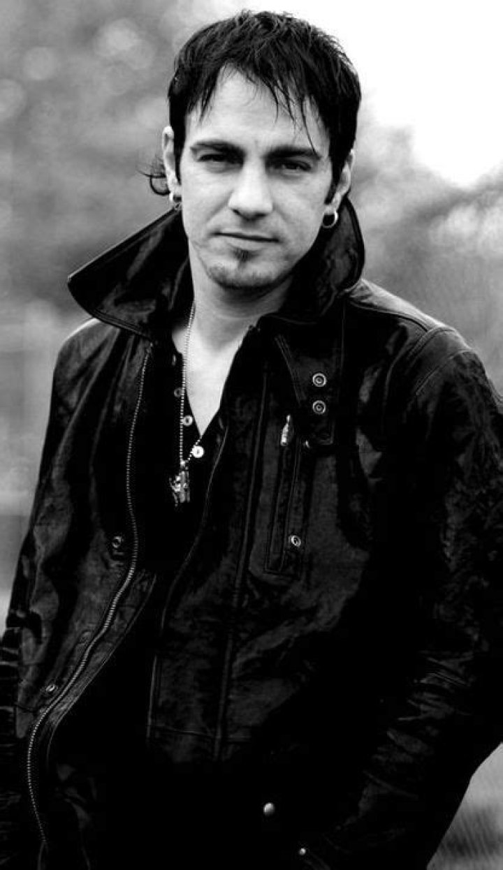 Adam Gontier Net Worth: A Detailed Breakdown of His Success and Journey