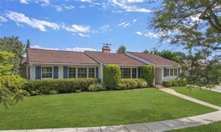 Exploring the Luxurious Abode of Adam Sandler