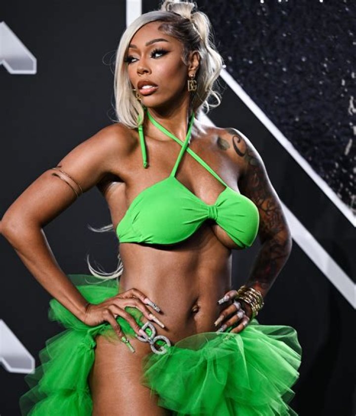 Exploring the Life and Achievements of Adizia Benson