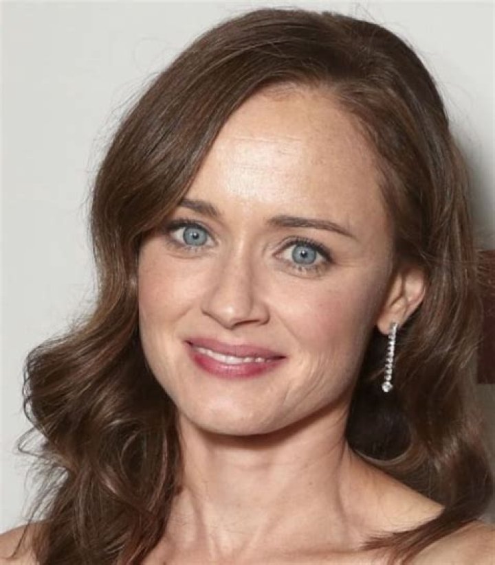 Unraveling the Mystique of Alexis Bledel's Age
