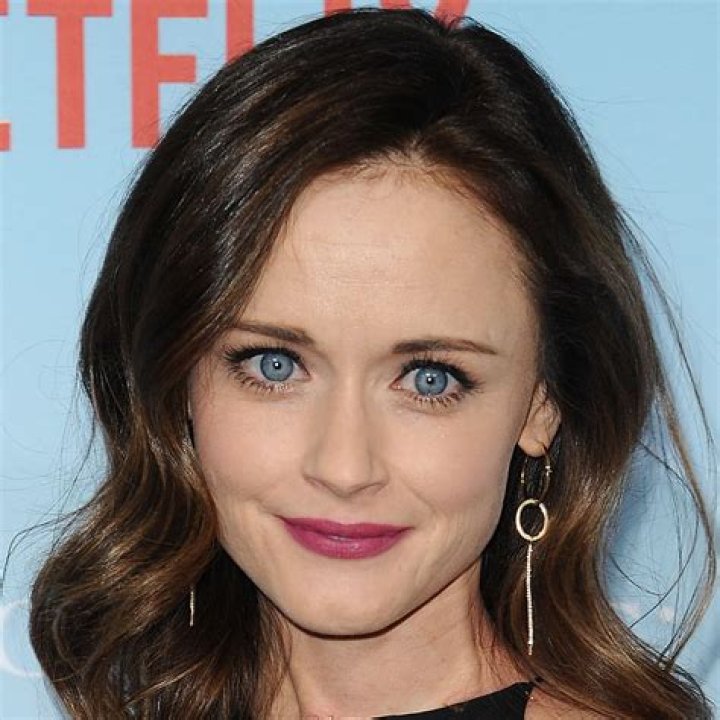 Exploring the Life and Career of Alexis Bledel