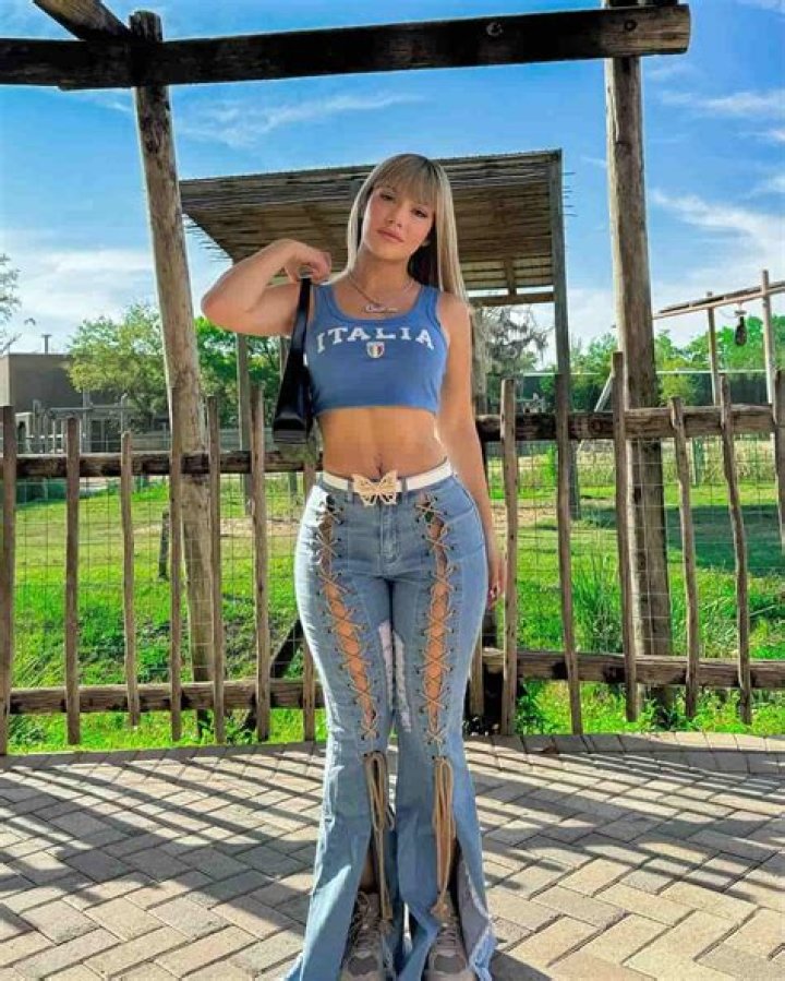 Exploring AmariyahMorales: A Rising Star in the Digital World