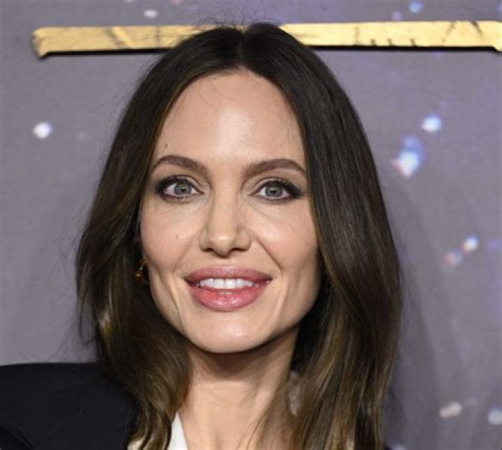 Heartfelt Moments: The Angelina Jolie Sad News 2024