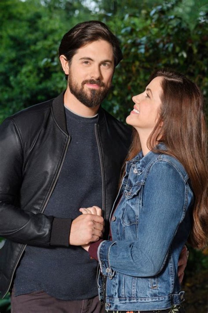 Are Julie Gonzalo and Chris McNally Married? Exploring Their Relationship