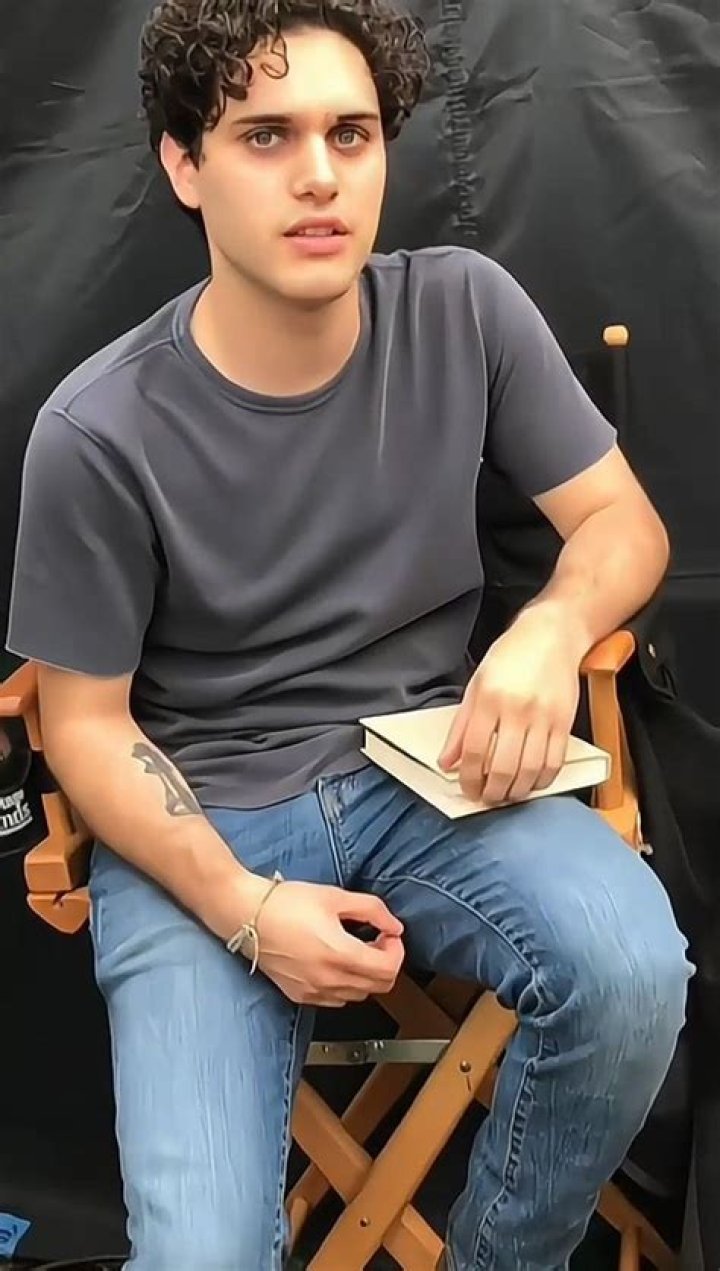 Exploring the Life and Career of Aria Shahghasemi