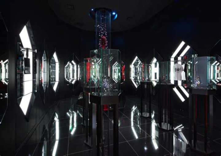 Artnia Square Enix: A Deep Dive into the World of Gaming and Merchandise