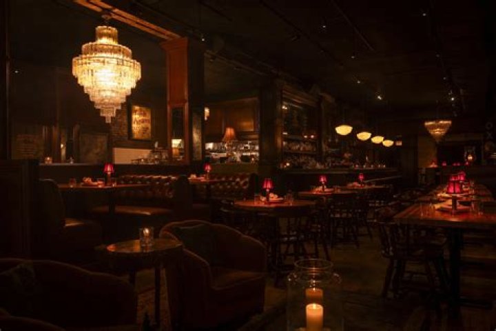 Bavettes Chicago: A Comprehensive Guide to the Best Steakhouses in the Windy City