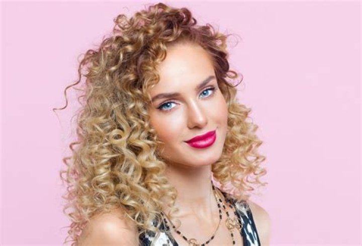 Big Forehead Curly Hair: Embracing Your Unique Style