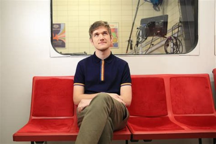 Bo Burnham's Height: A Comprehensive Look at the Comedian's Stature