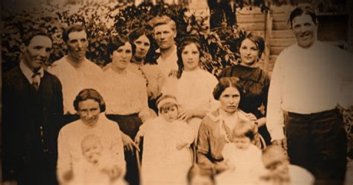 Brother Shawn in Tara Westover's Family: Understanding the Impact on Her Life and Education