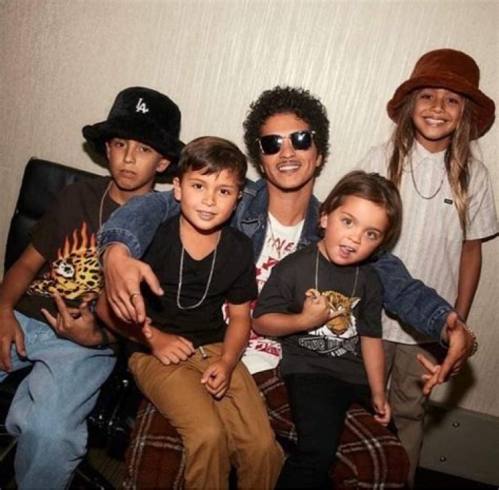 Bruno Mars: The Heartwarming Family Life of His Wife and Kids