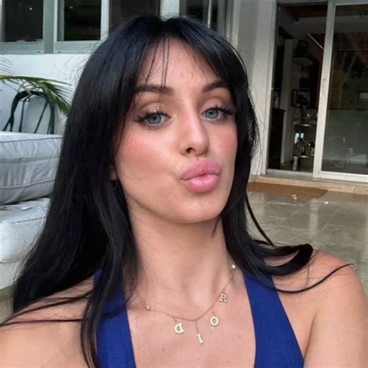 The Alluring World of Camilla Araujo: Unveiling Her Fans Video Phenomenon