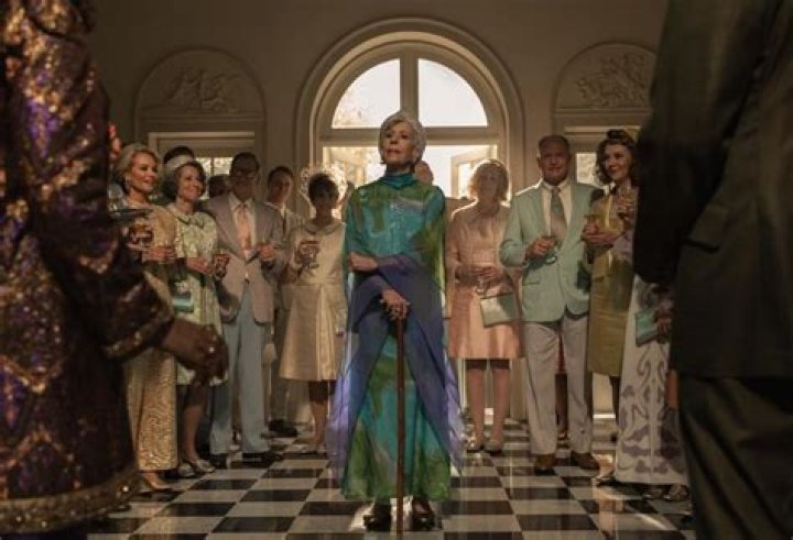 Unveiling the Legacy of Carol Burnett: A Comedic Icon