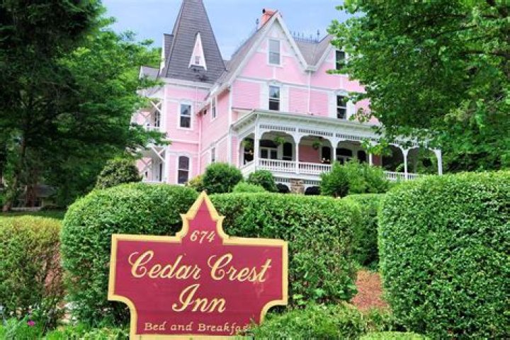 Cedar Crest Inn: A Hidden Gem in North Carolina