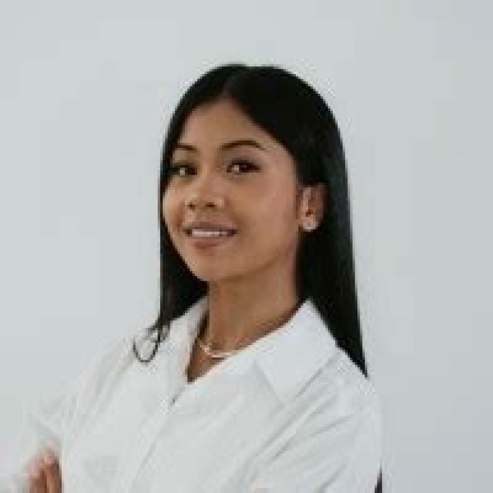 Celia Lor: A Rising Star in the World of Music and Entertainment