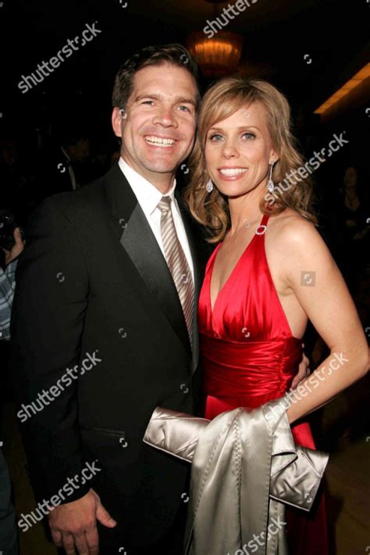 All About Cheryl Hines' Husband: A Deep Dive into Their Relationship