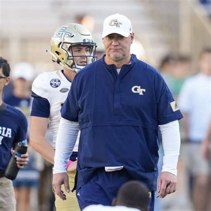 Chris Weinke: The Journey of a Resilient Quarterback