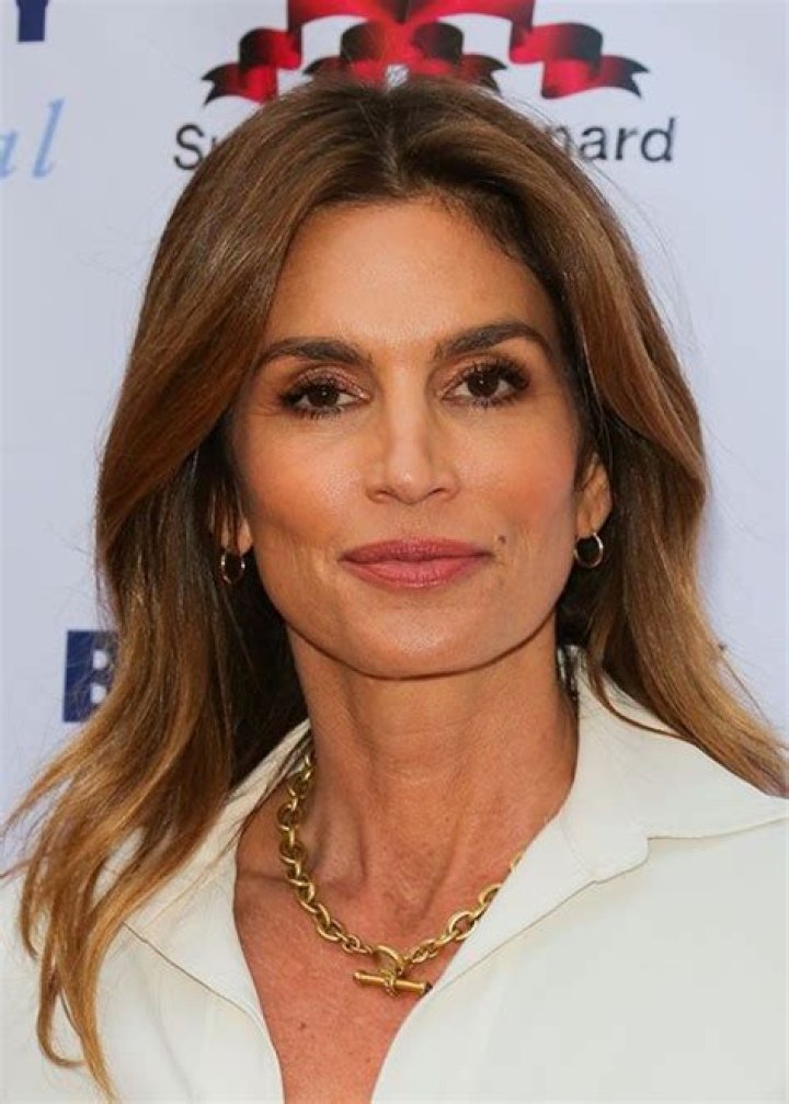 Cindy Crawford Hair Color: Discover the Iconic Look and Secrets Behind It