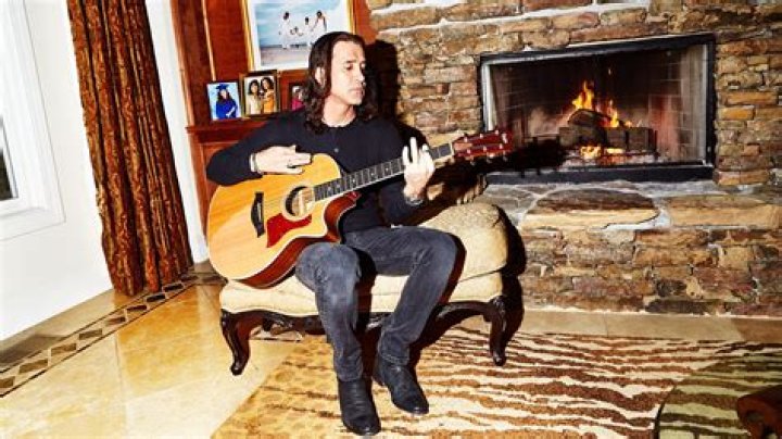 Exploring the Life and Career of Creed Frontman Scott Stapp