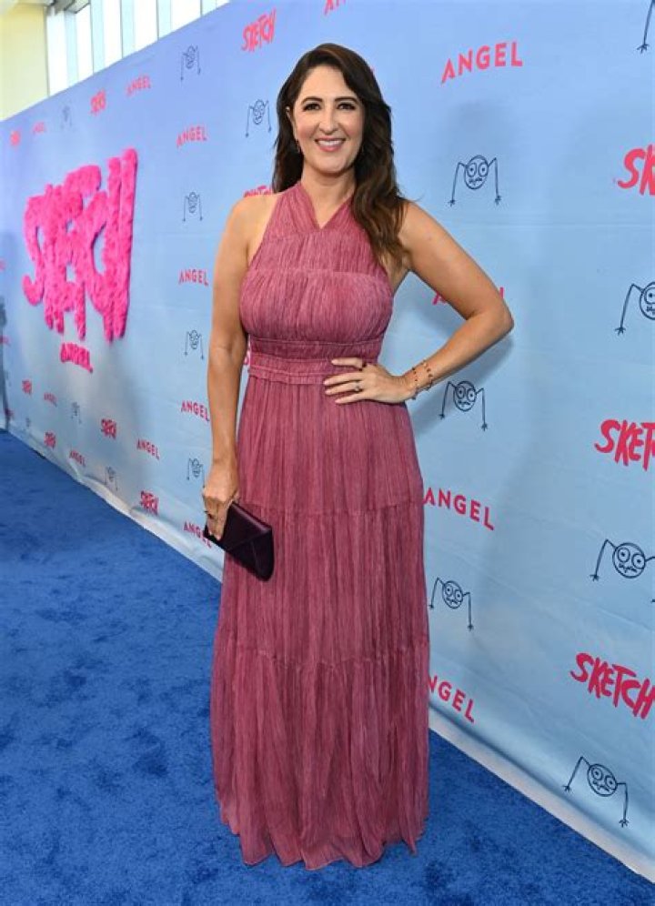 Exploring D'Arcy Carden's Height: Unveiling the Fact Behind the Star's Stature