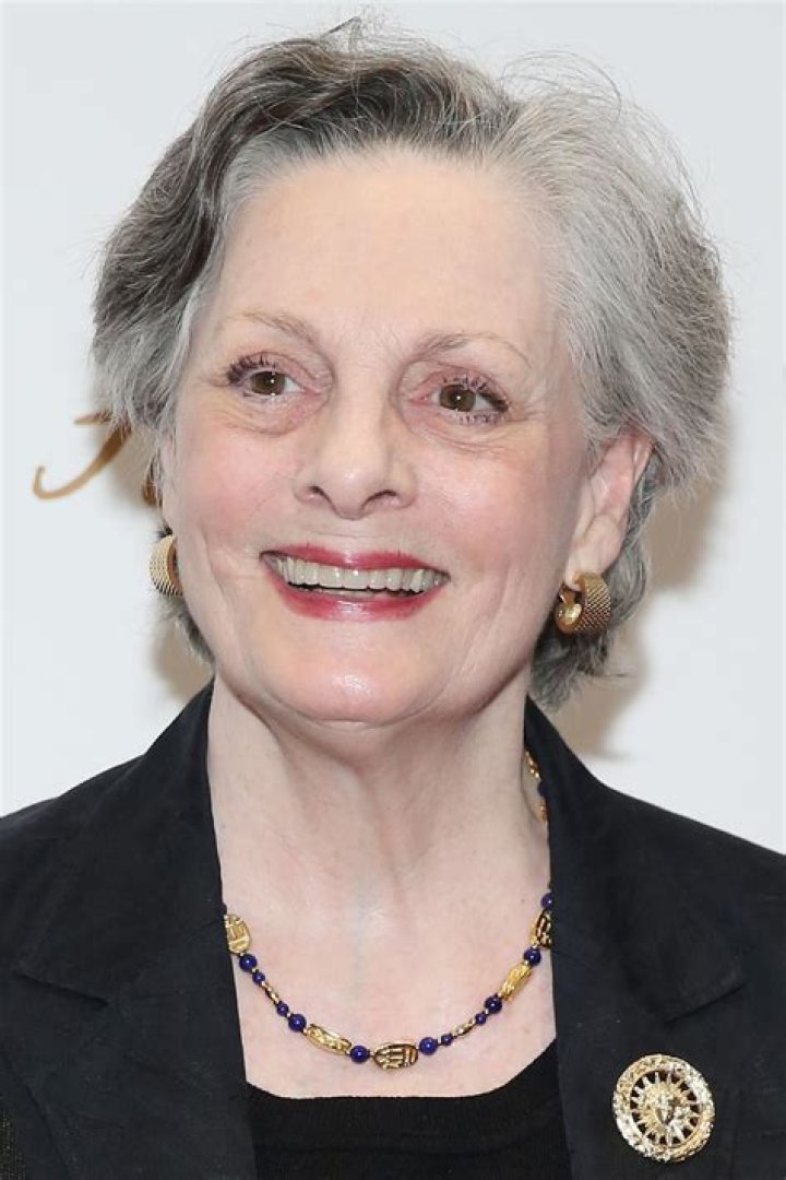 Dana Ivey: A Journey Through the Life of a Theater Icon