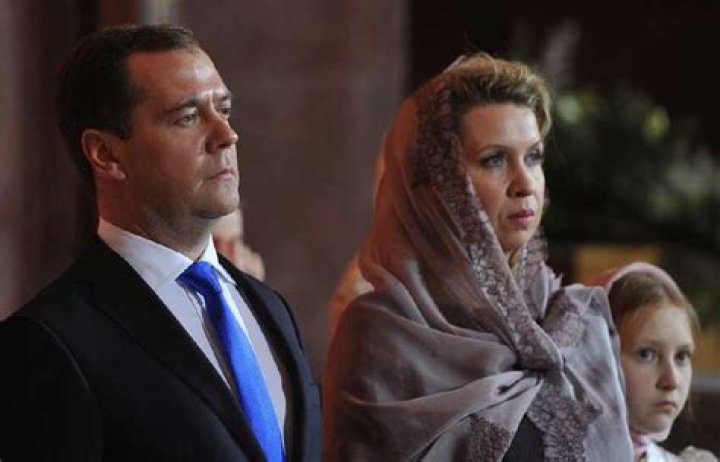 Dmitry Medvedev's Wealth: A Closer Look at His Net Worth