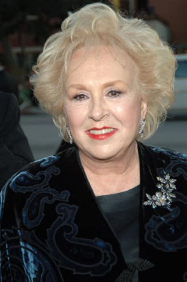 Doris Roberts: A Legendary Actress Who Captivated Hearts