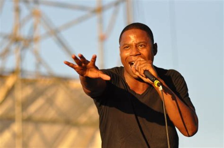Doug E Fresh: The Pioneer of Beatboxing and His Impact on Music