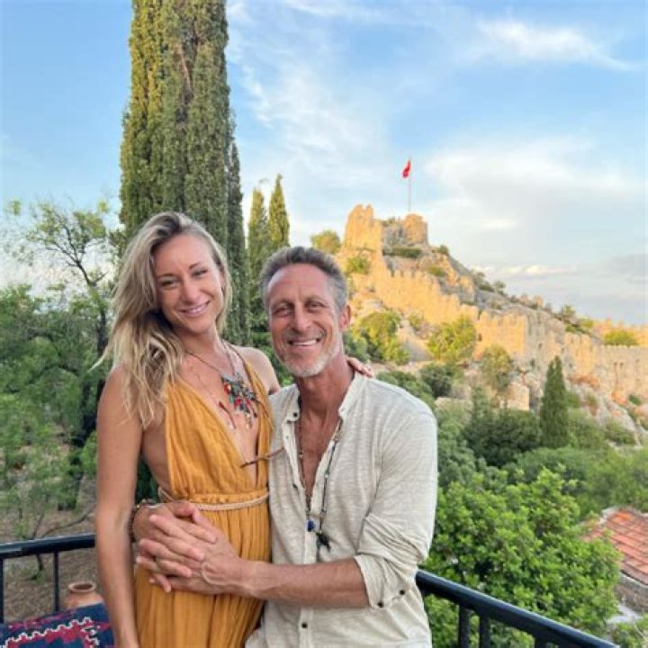 Unveiling the Life of Dr. Mark Hyman's First Wife