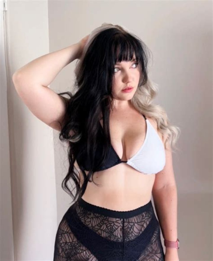 Drew Gulliver: The Rise of a Social Media Sensation on OnlyFans