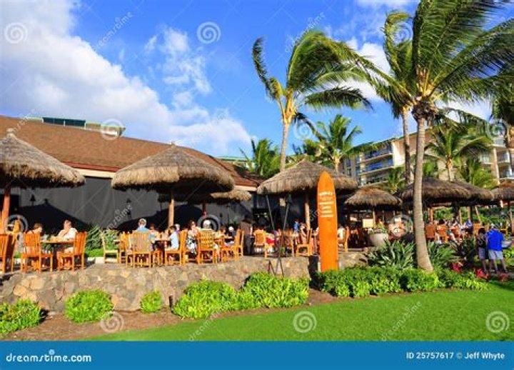 Dukes Restaurant Kaanapali: A Culinary Paradise by the Beach