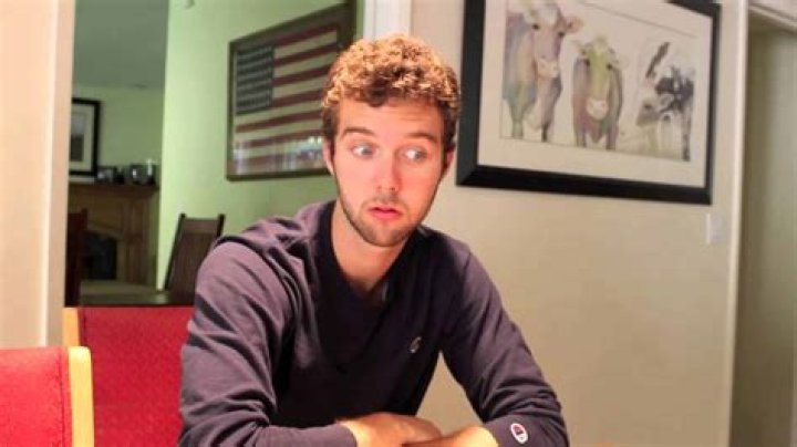 Dylan Macdonald: Rising Star in Acting