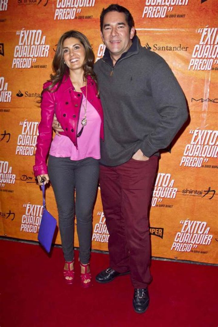 Facts About Eduardo Santamarina's Wife