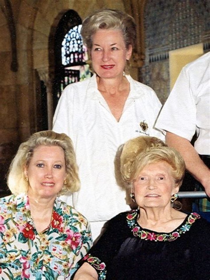 Unveiling the Life of Elizabeth Trump Sister: A Journey Beyond the Spotlight