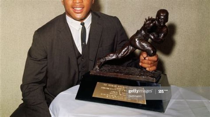 Understanding Ernie Davis: Cause of Death and Legacy