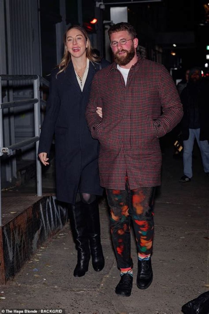 Este Haim's Husband: A Peek into Personal Life and Relationships