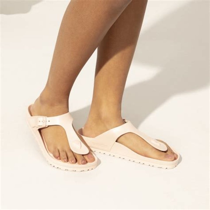 Discovering the Charm of Eva's on Main