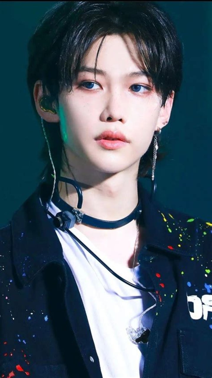 Discovering Felix from Stray Kids: The Charismatic Idol