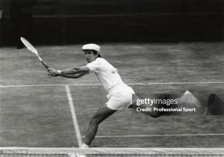 Frew McMillan: A Legendary Tennis Player's Journey