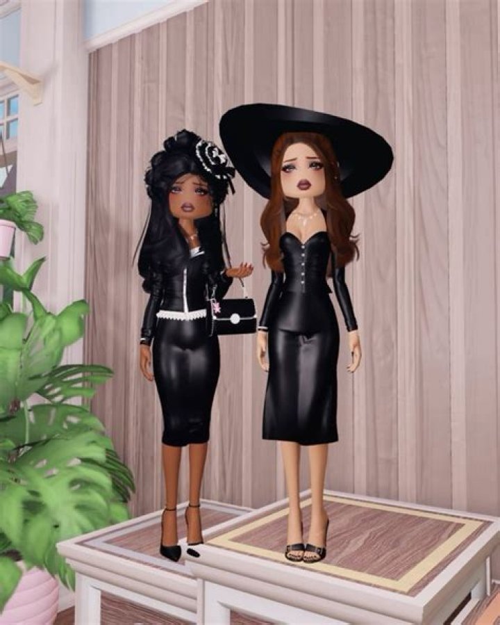 Elegance in Grief: A Guide to Funeral Dress to Impress