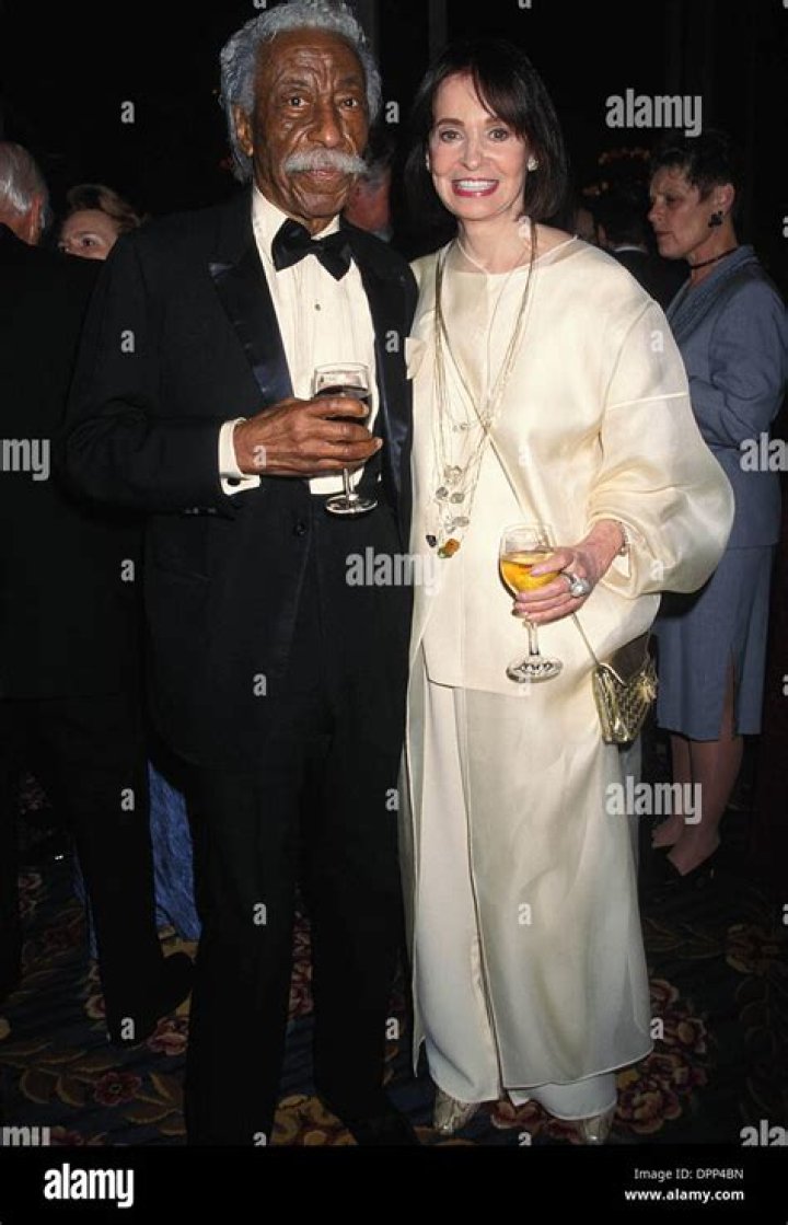 Gloria Vanderbilt Relationships: A Deep Dive into Her Personal Life