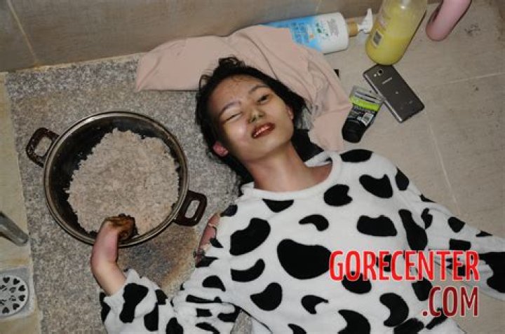 Unveiling the Mystery of the Gorecenter Little Girl