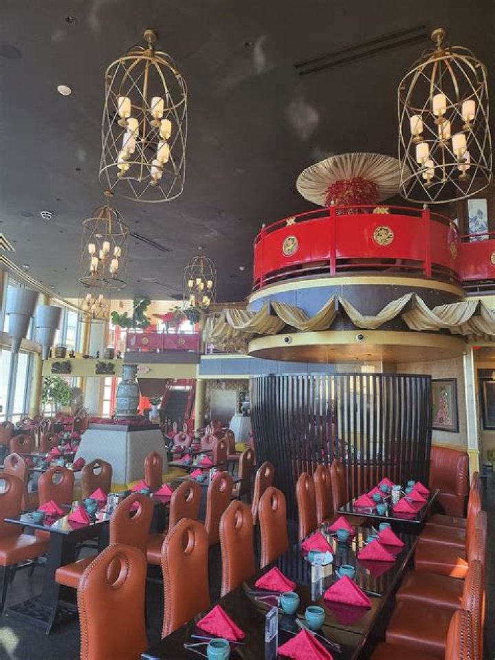 Experience Exquisite Dining at Grace's Mandarin Restaurant