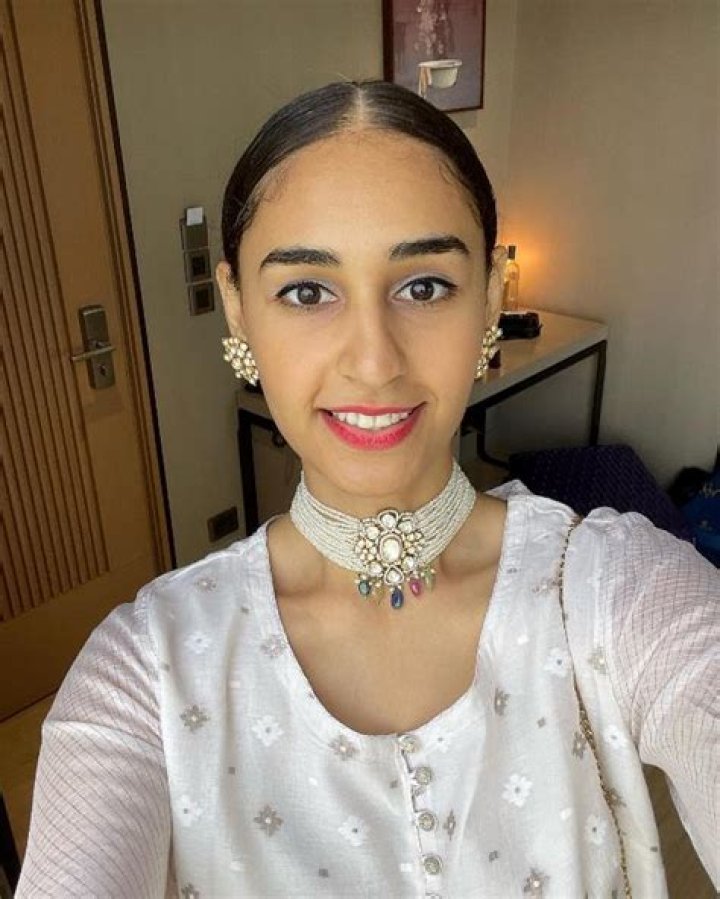 Discover the Extraordinary Talent of Hasleen Kaur: A Captivating Actress on the Rise