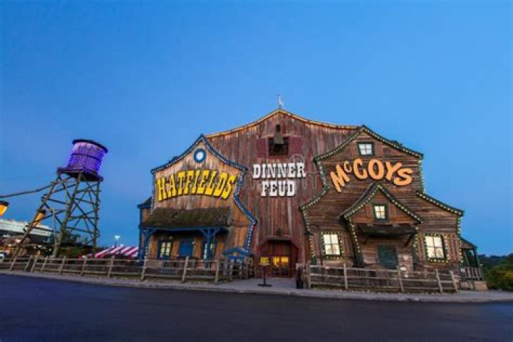Hatfield McCoy Dinner Theater Pigeon Forge: A Unique Entertainment Experience