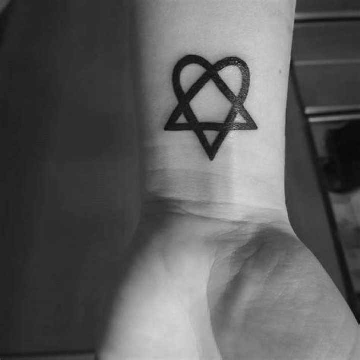 Heartagram Tattoo: The Meaning, Design, and Popularity