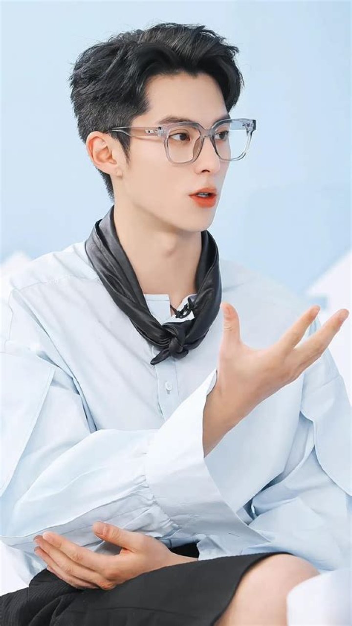 The Cutting-Edge Designs of Fashion Icon Hedi Wang