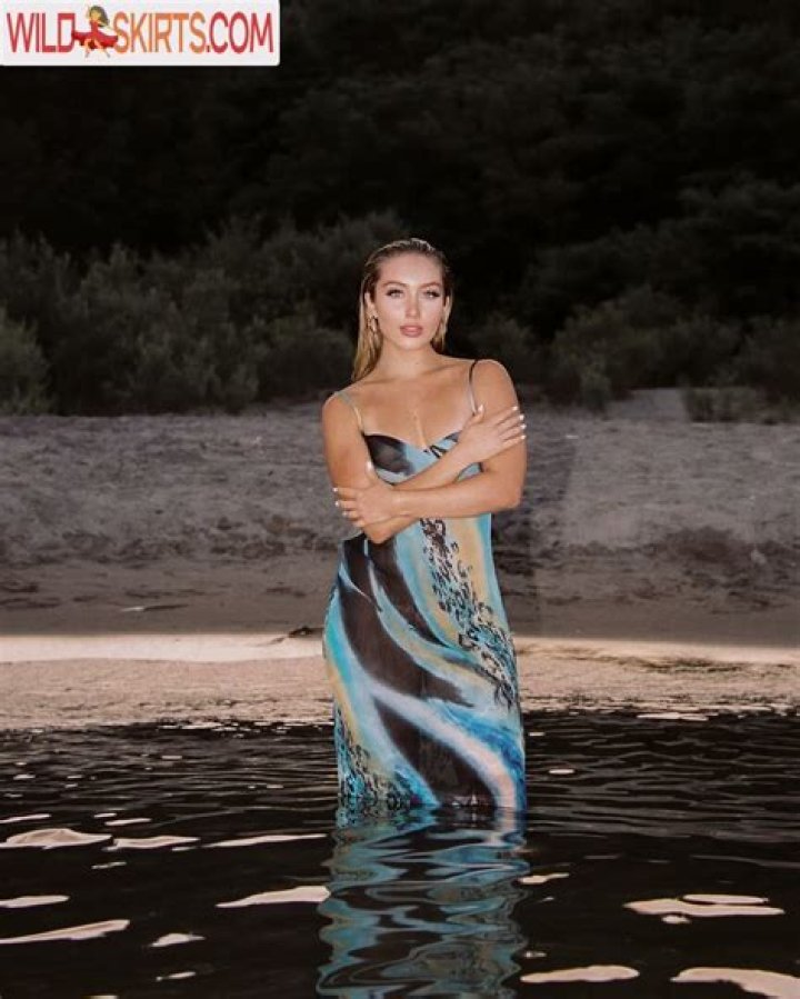 Heloise Hut Nudes: A Comprehensive Exploration and Understanding