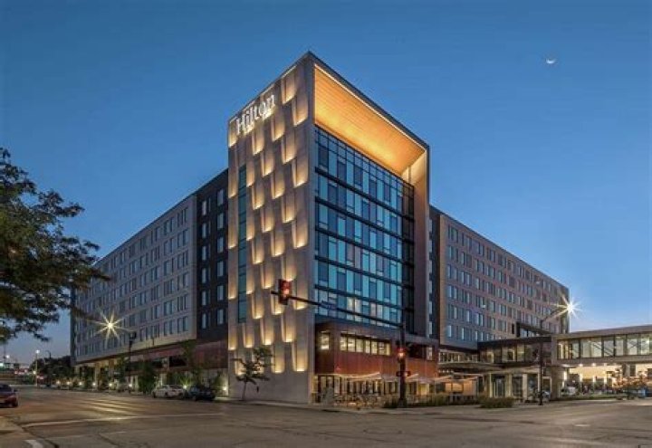 Hilton Des Moines Downtown: The Ultimate Guide to Your Ideal Stay