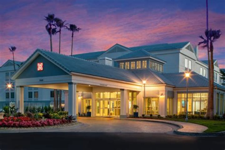 Hilton Garden Inn Orlando Airport: Your Premier Choice for Comfort and Convenience
